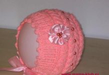 Вязанная шапочка для девочки